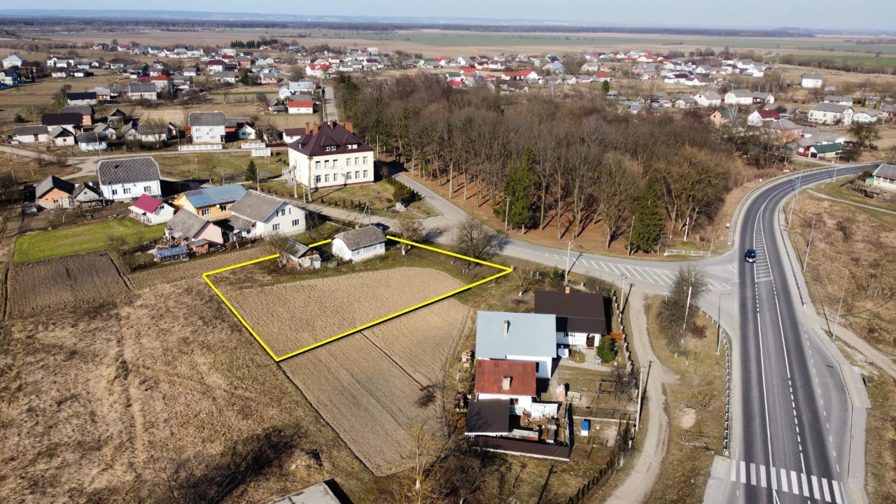 Продаж цегляного будинку неподалік міста Стрий (14км).