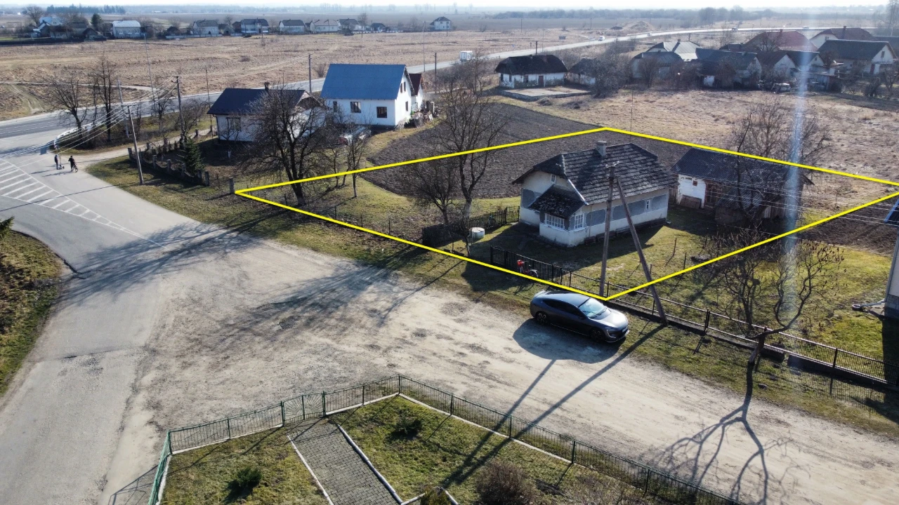 Продаж цегляного будинку неподалік міста Стрий (14км).