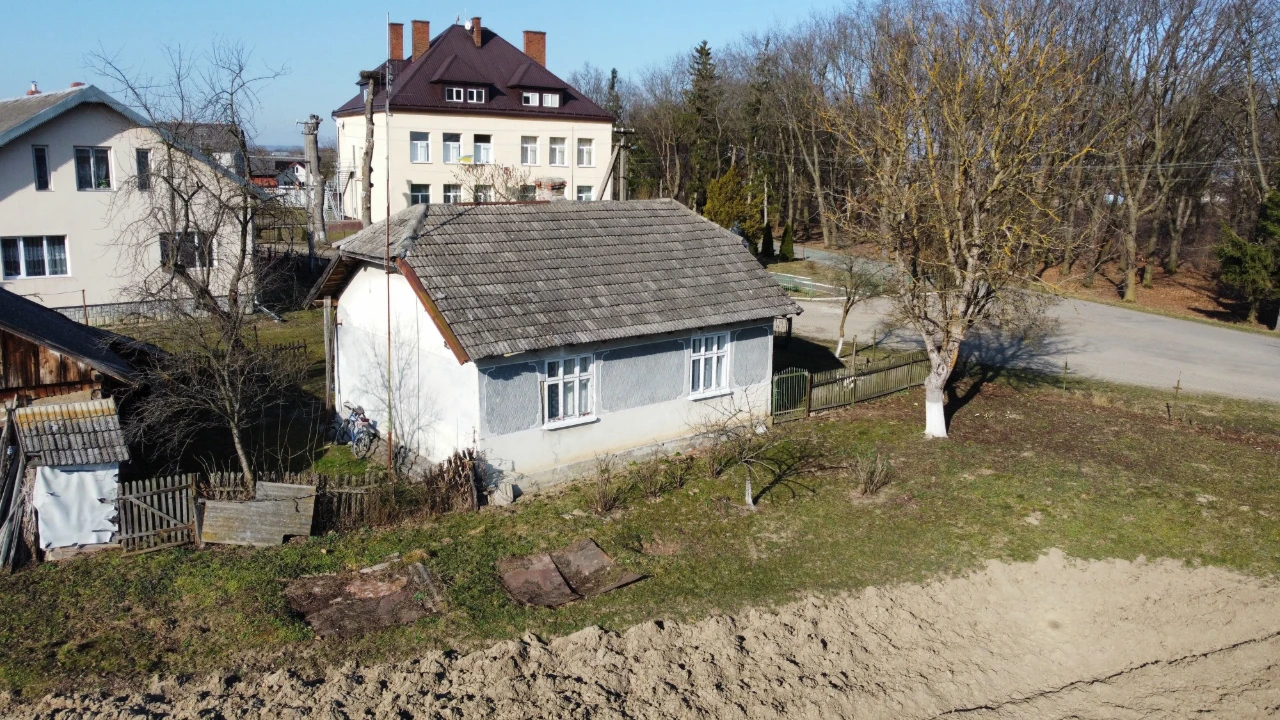Продаж цегляного будинку неподалік міста Стрий (14км).