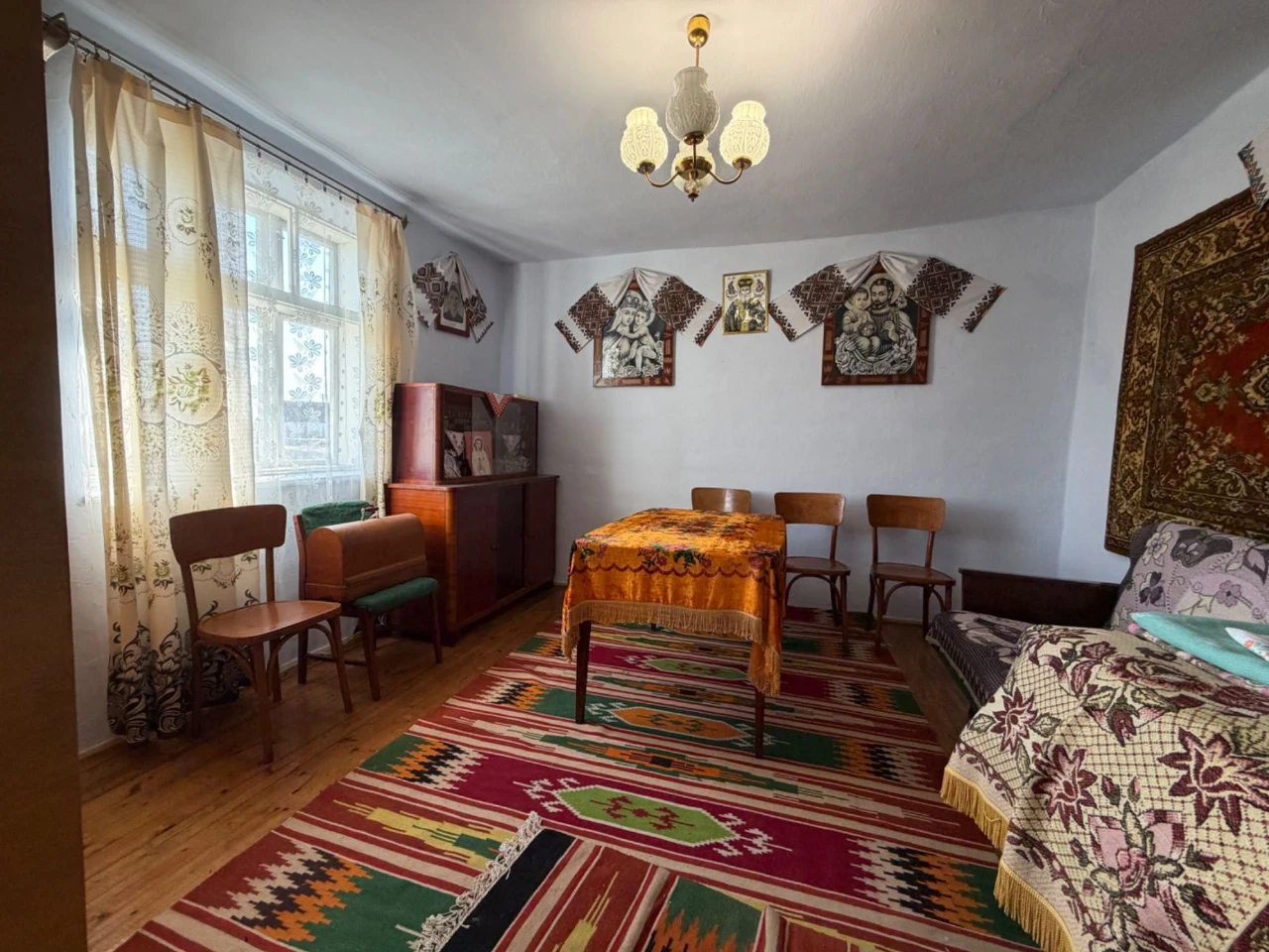 Продаж цегляного будинку неподалік міста Стрий (14км).