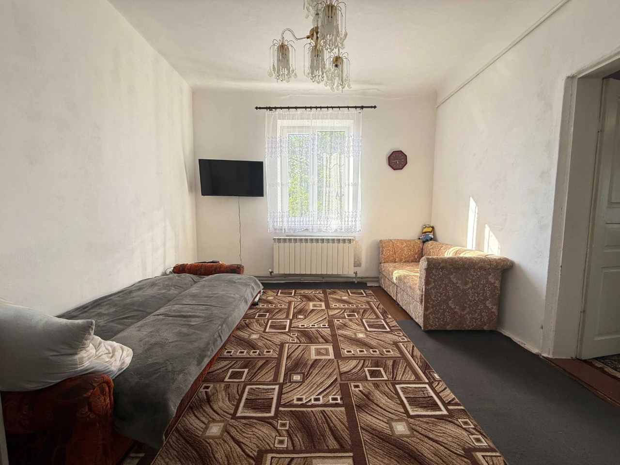 Продається власний цегляний будинок  в с.Луг  Львівської обл