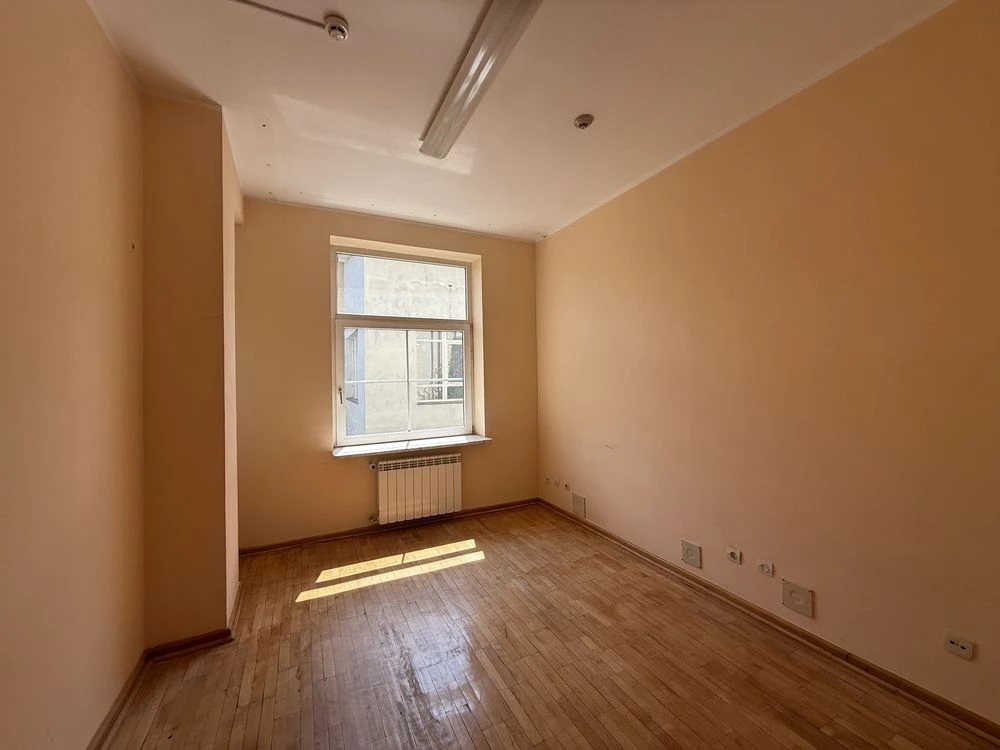 продаж будинку в Трускавці 2500 м