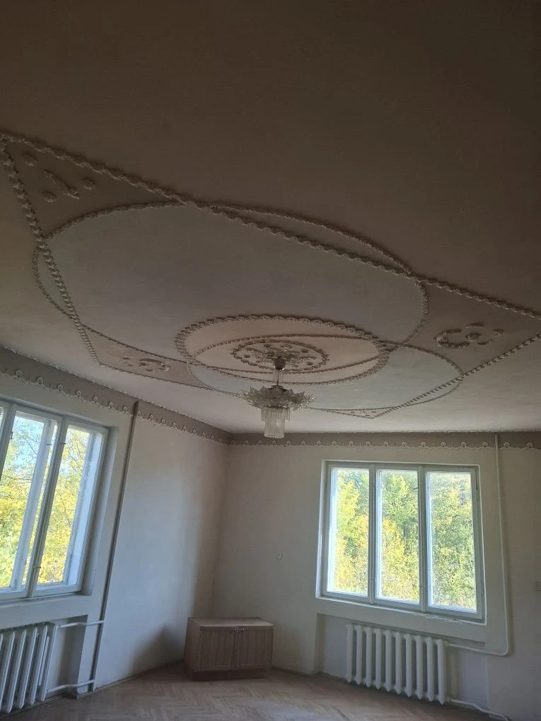 Продаж  будинку поруч з Дрогобичем(7 км) с.Унятичі