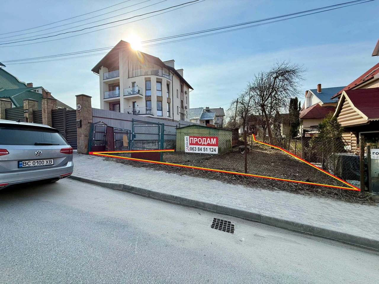 Продаж будинку вул. Івасюка