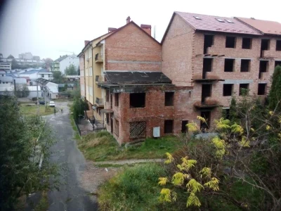 Незавершене будівництво,будинок,дім,хата