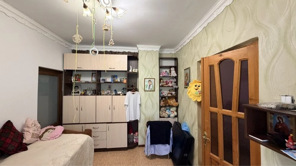 Продається якісний великий будинок
