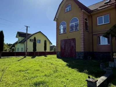 Будинок. Турка, Травнева вул.