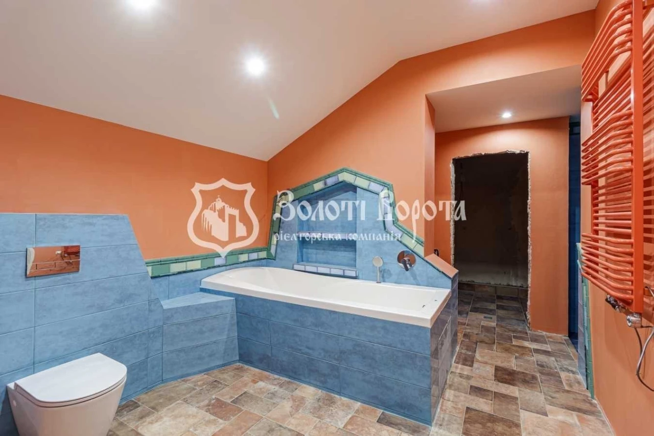 Продажа: Трехкомнатная квартира 150.9 м², Академика Киприанова в