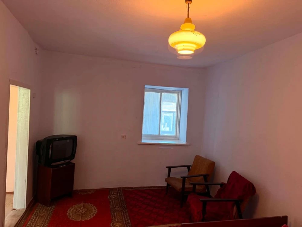 Продаж будинку біля центру міста , 3 кімнати,