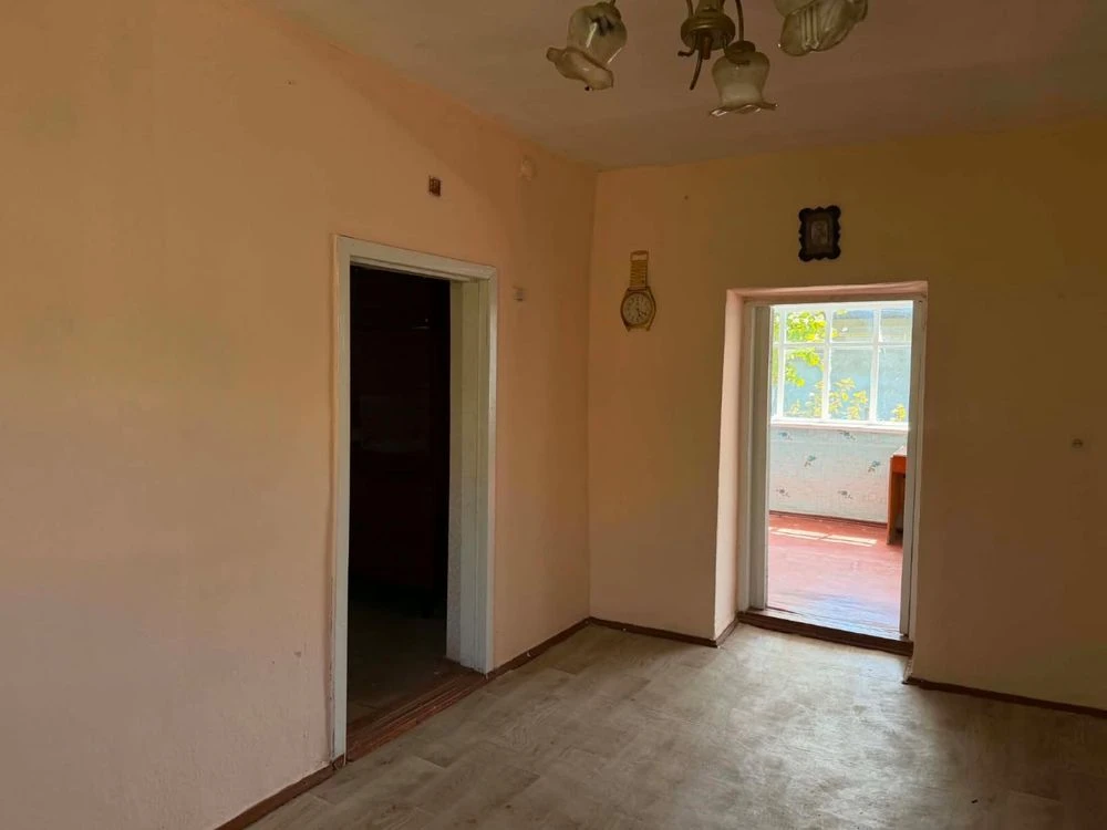 Продаж будинку біля центру міста , 3 кімнати,