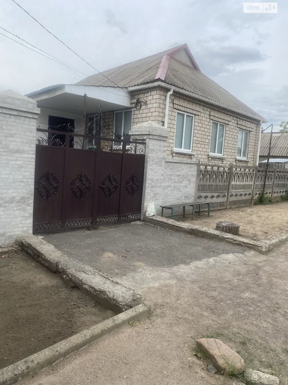 Продаж Дім