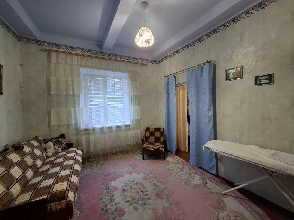 Будинок в смт ВРАДІЇВКА