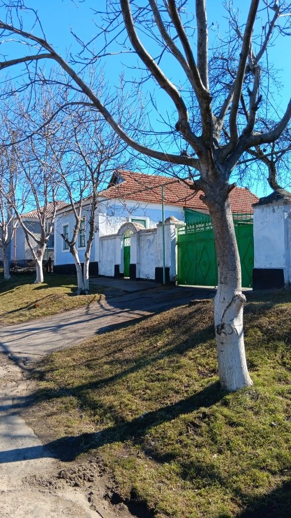 Продам дом ( р-н) болгарка срочно от власнека