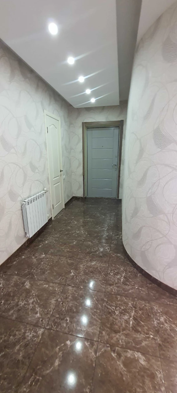 Продаю великий  будинок у  Врадіівці