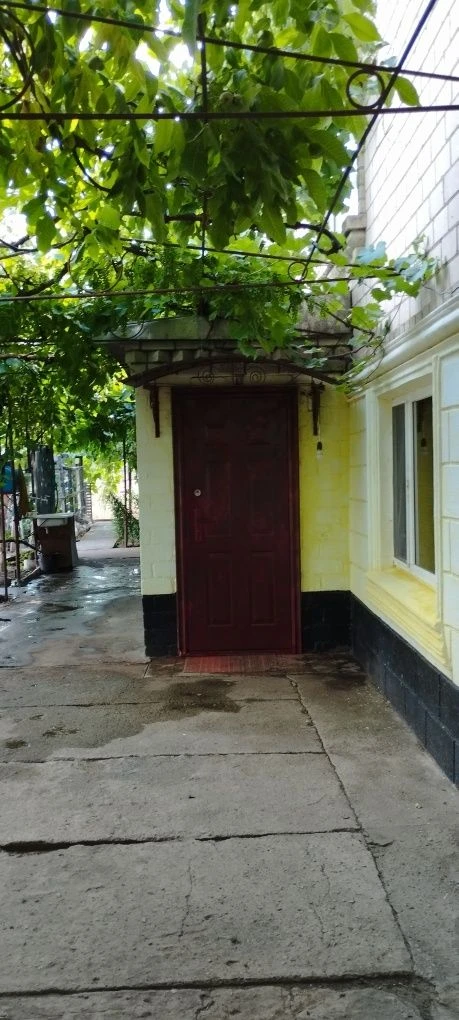 Продам 2-х этажный дом