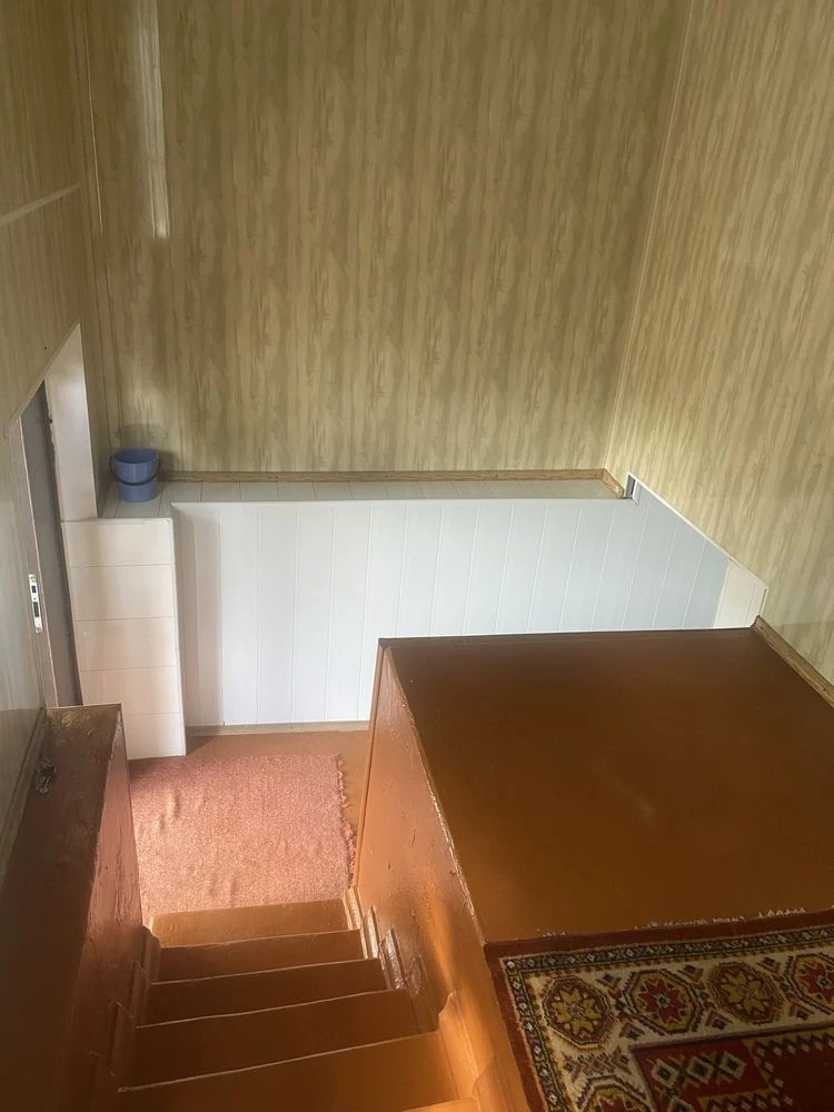 Продаеться  полуторо-этажный дом