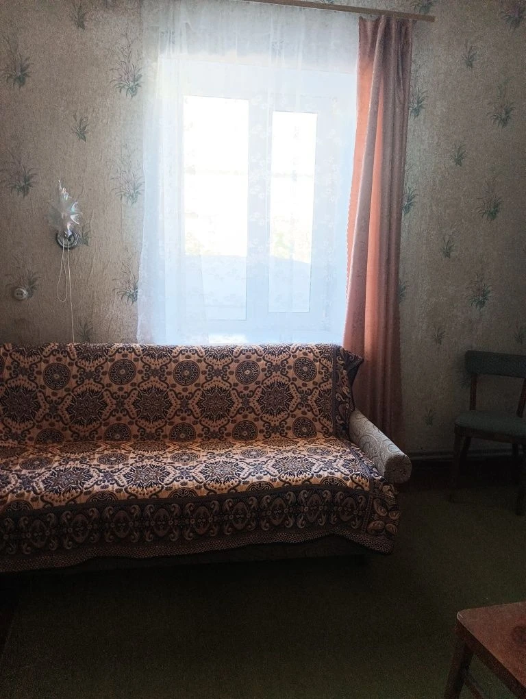 Продам будинок .