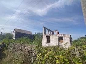 Продам участок под дачу с документами + дом(недострой)