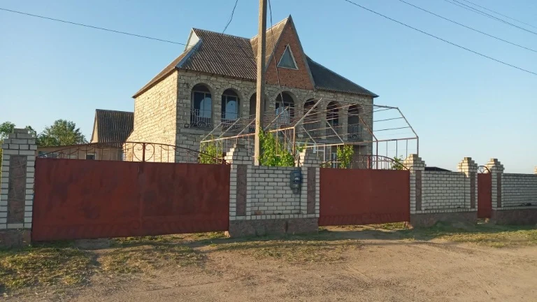 Продам будинок в м. Нова Одеса