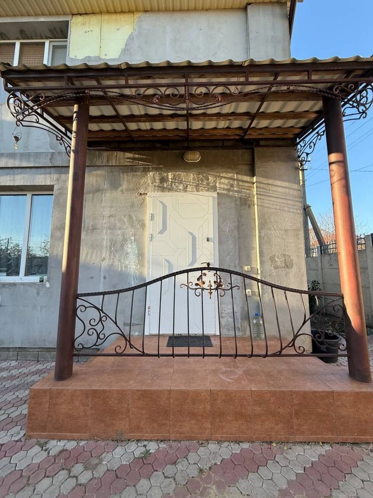 Продаж 2 поверхового будинку .Всі зручності.Меблі.Техніка.Су