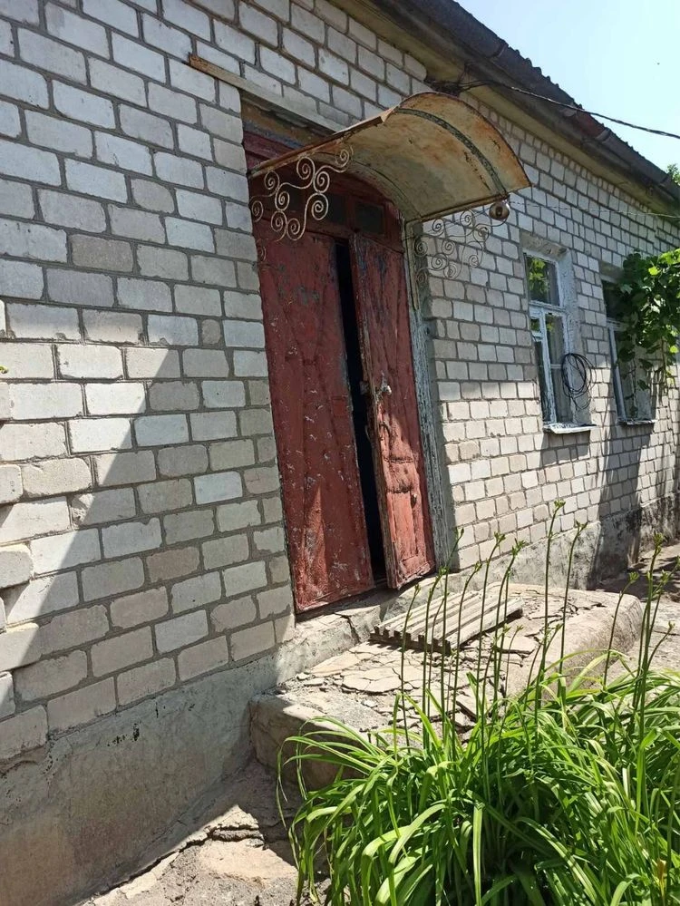 Продається 1/2 будинку