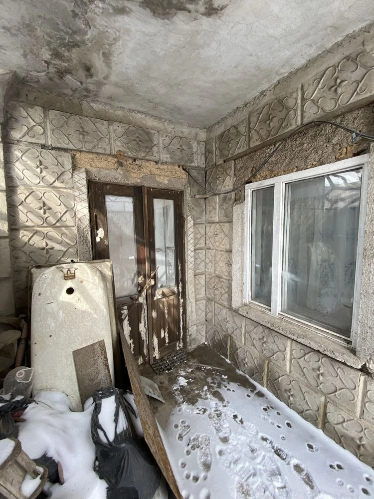Будинок неподалік пожежної частини, Коса