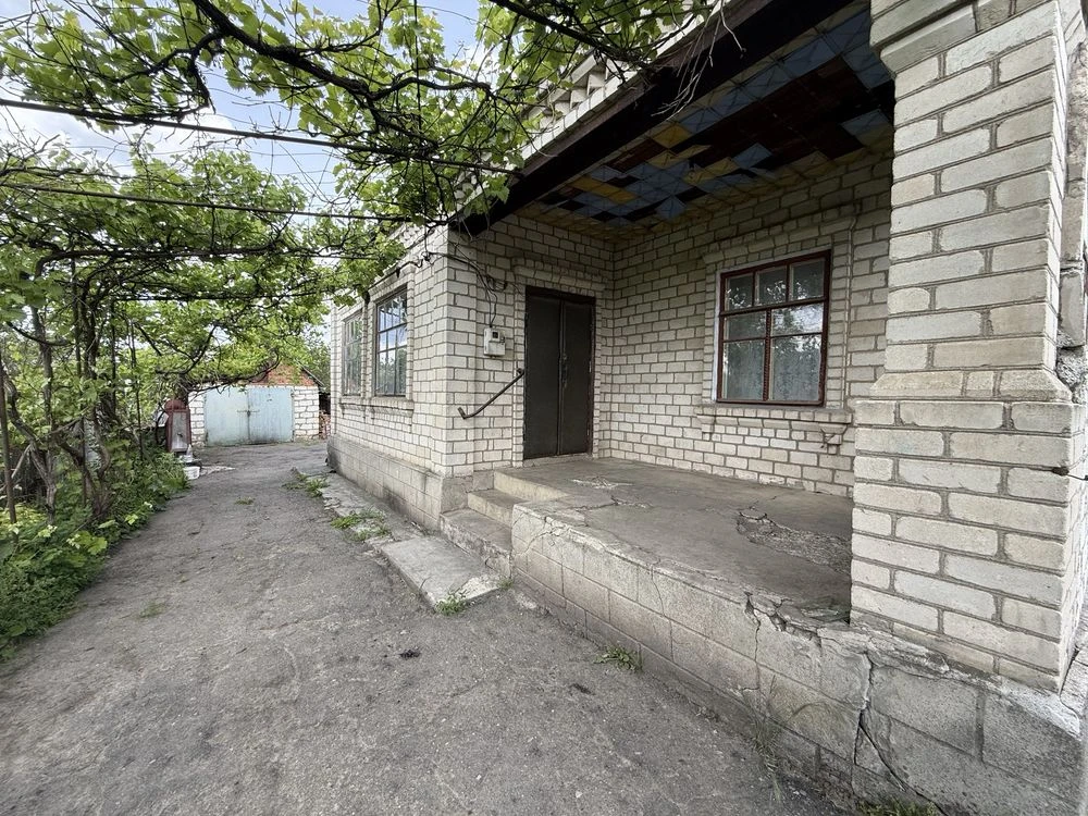 Продам будинок під ремонт