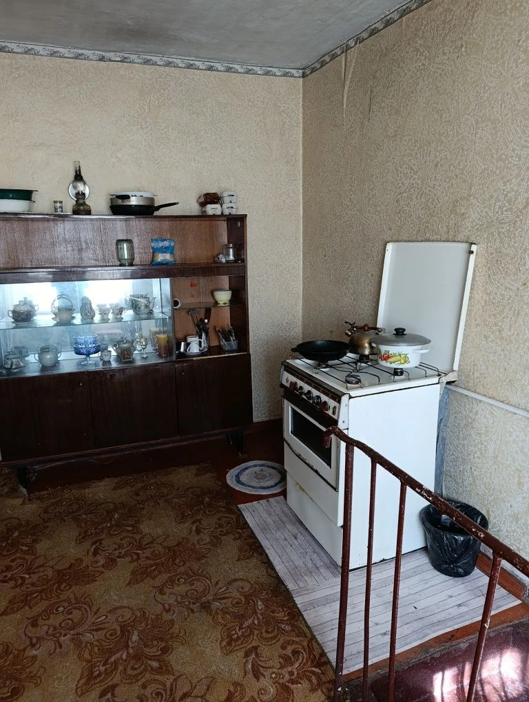 Продажа будинку по серфітикату