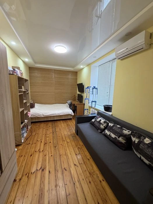1 комнатная квартира Соцгород,Металлургов 8,сталинка в аренду