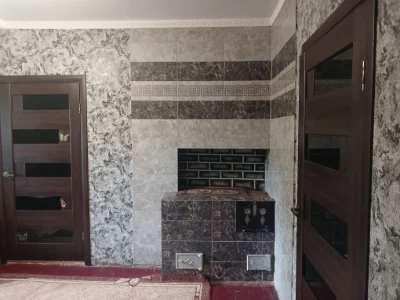 Дім село Кінецпіль квіткова 1