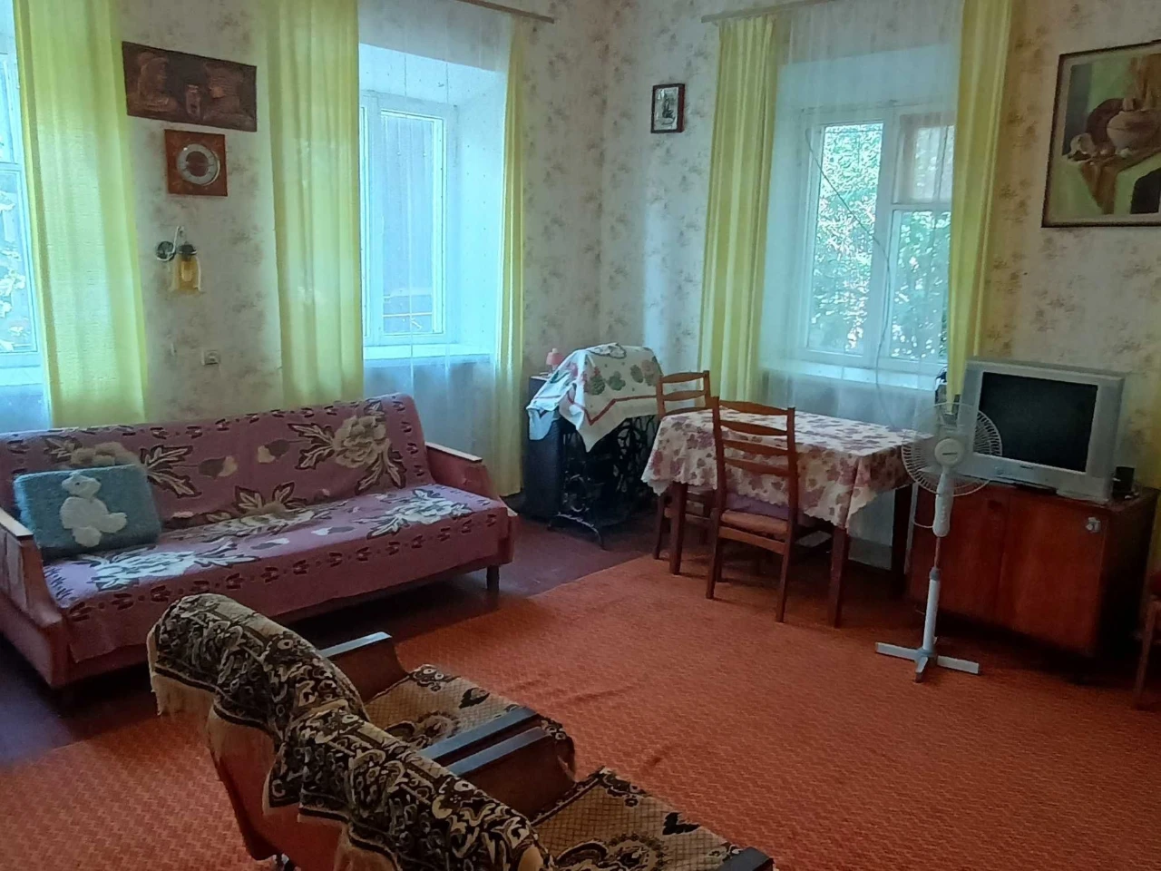 Великий будинок для великої сім'ї