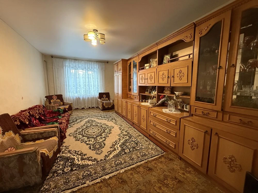 Продам великий будинок з гаражем район Фрегат