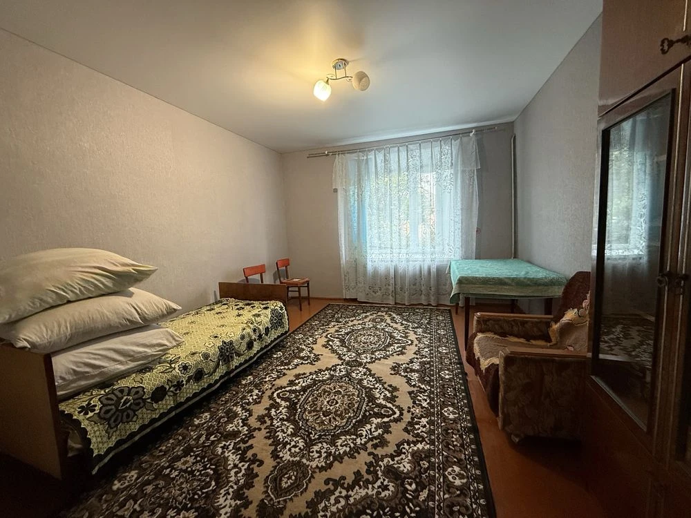 Продам великий будинок з гаражем район Фрегат
