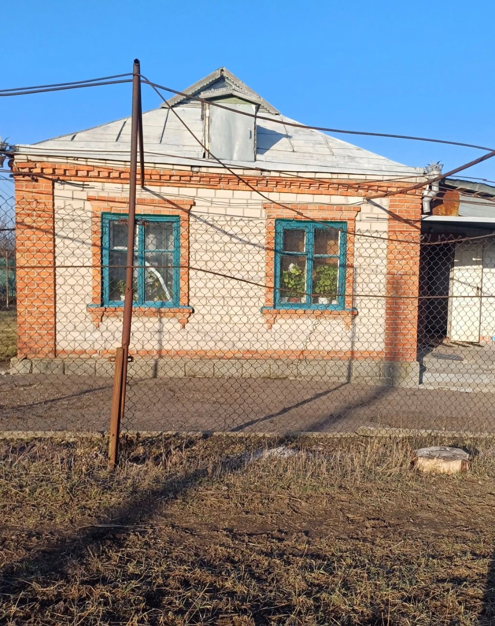 Продам просторий будинок на Богополі.