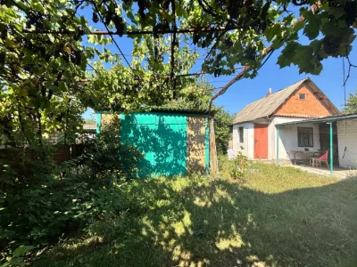 Продаж будинку в районі вулиці Готвальда