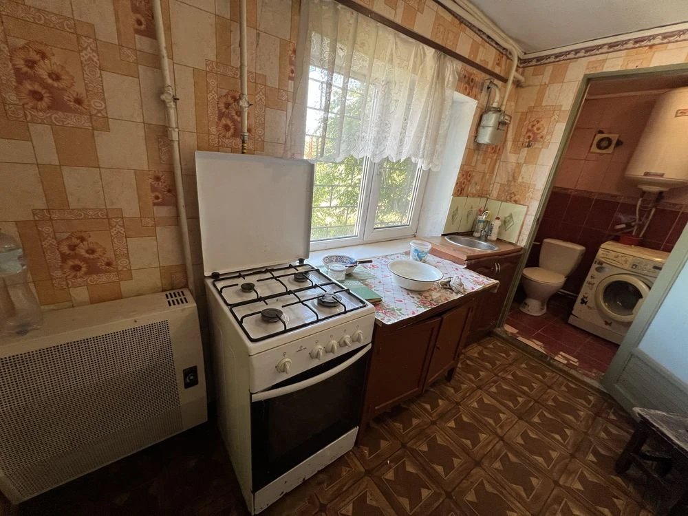 Будинок на скалі 25 сотих землі