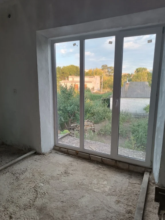Продається двоповерховий будинок на Богополі