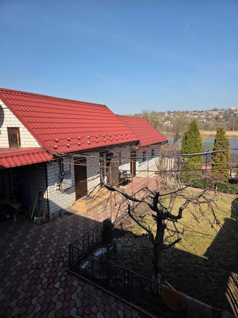 Продам Двоповерховий будинок в центрі міста