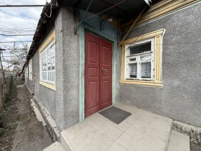 Продам великий будинок район коледжу