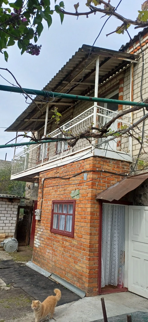 Продам 2х пов.будинок у ріки