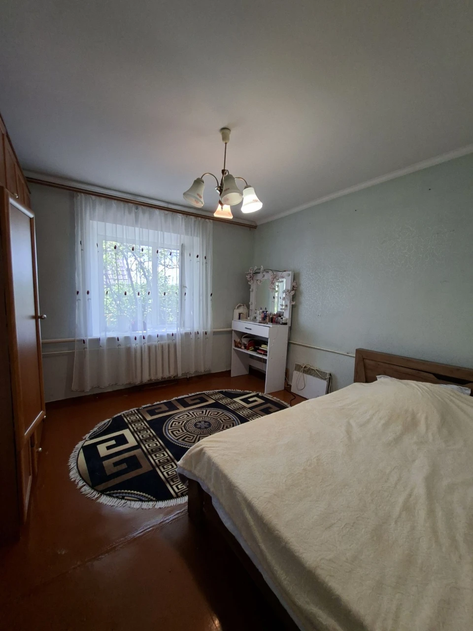 Продам великий добротний будинок район ПМК.