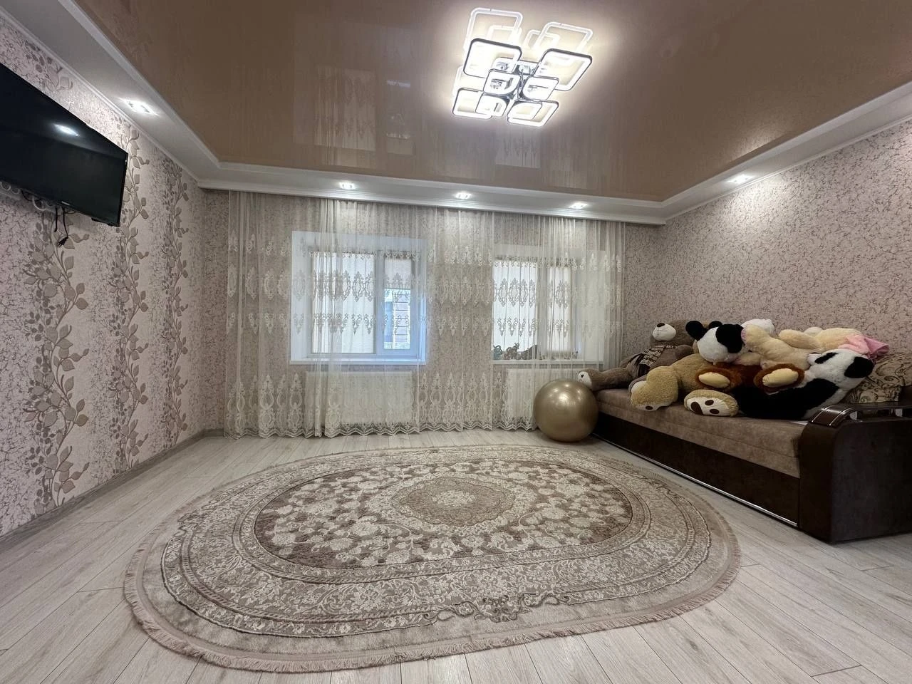 Продам комфортний будинок