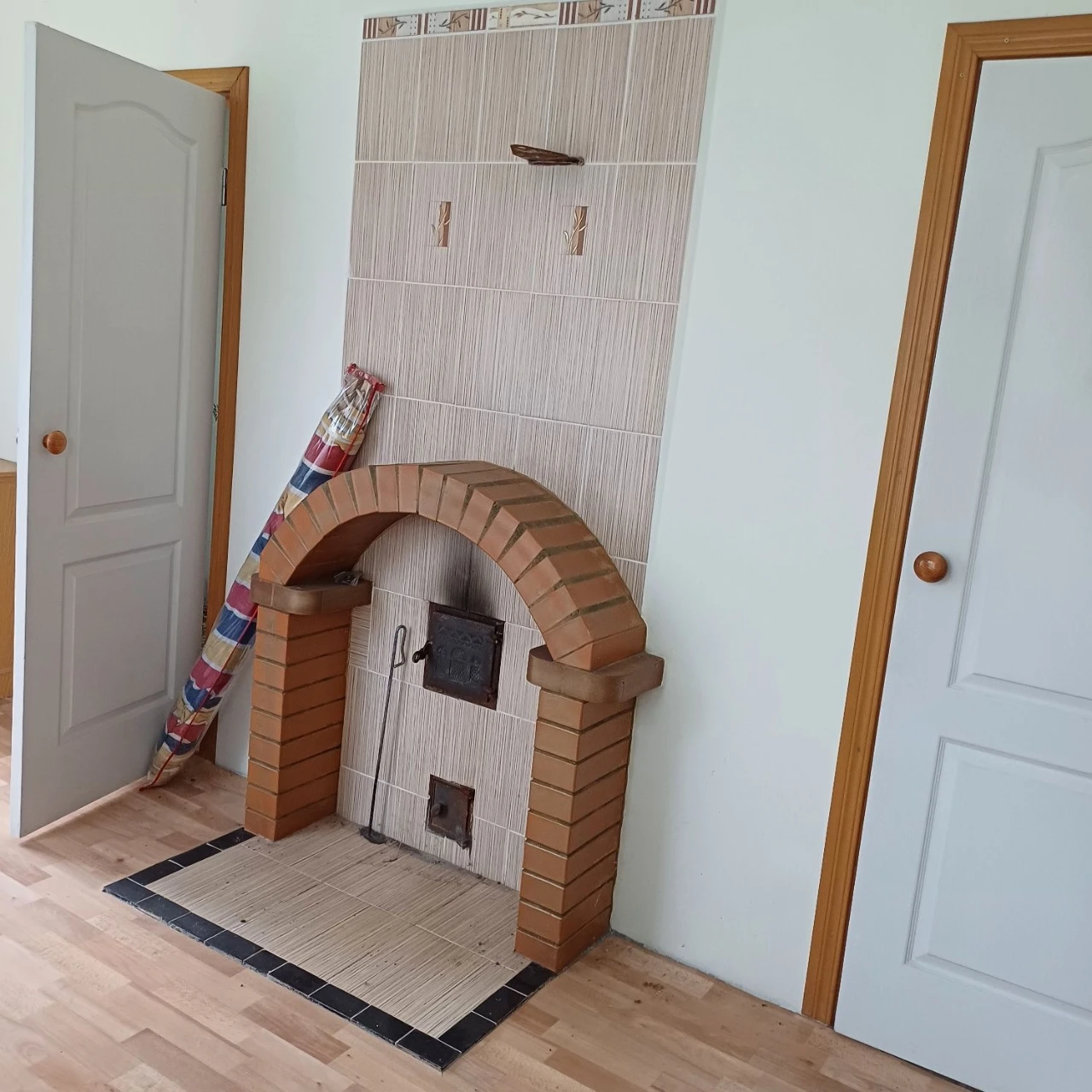 Продам дачний будинок,район ПМК226,перша лінія берега