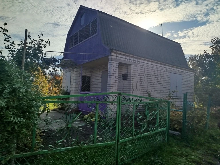 Продам 2-х этажную дачу на кирпичном "Изабелла" речка Синюха