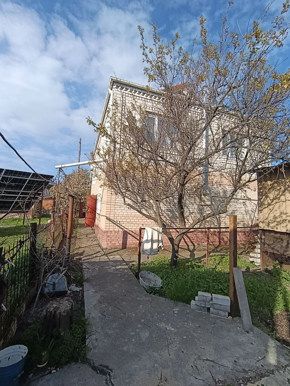 Продається двухповерховий будинок р-н Богопіль