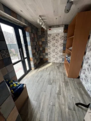 Продається великий двоповерховий будинок у районі 16 школи