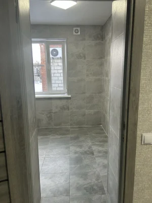Продаеться будинок  торг присутній