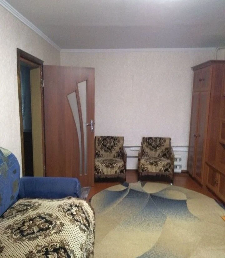 Продам пів будинку