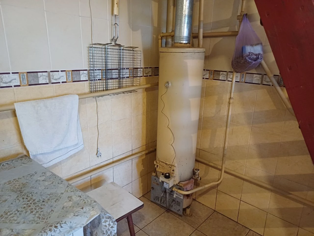 Продаю гарний будинок біля річки