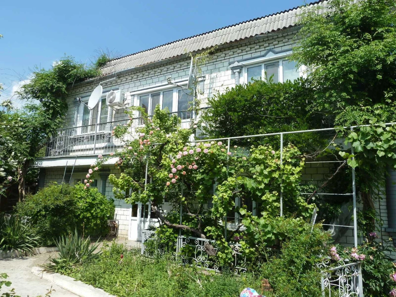 Срочная продажа! Капитальный 2-эт. дом 203 м² в г. Балта, Од